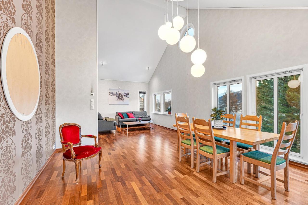 Auroras Friends Apartment Tromso Ngoại thất bức ảnh